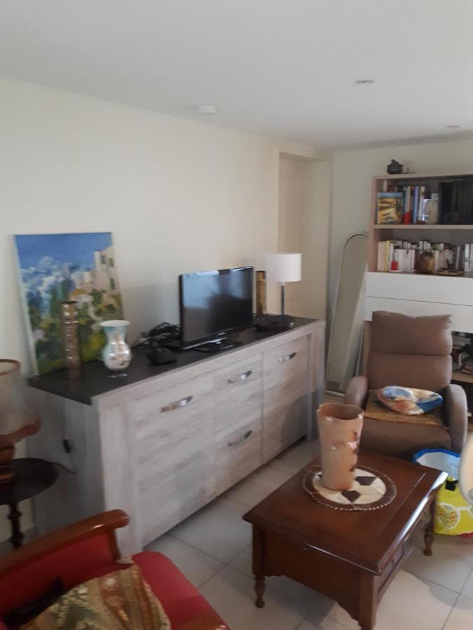 Les Ecureuils Bourguignons Apartment มงต์ชาแน็ง ภายนอก รูปภาพ
