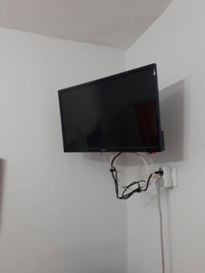 Les Ecureuils Bourguignons Apartment มงต์ชาแน็ง ภายนอก รูปภาพ